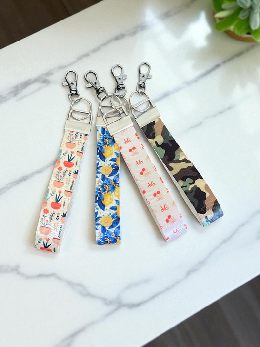 🔑Key Fob Wristlet✨