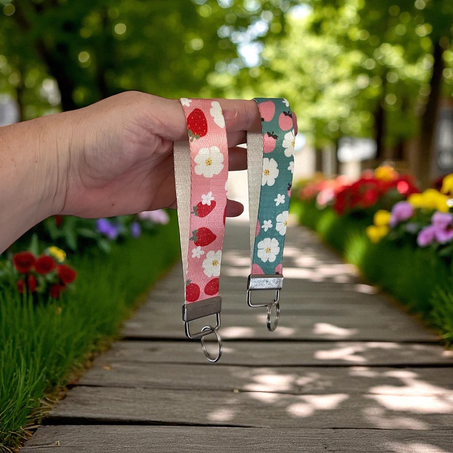 🔑Key Fob Wristlet✨